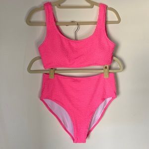 NWOT Two Piece Textured Swimsuit Pink Size Medium